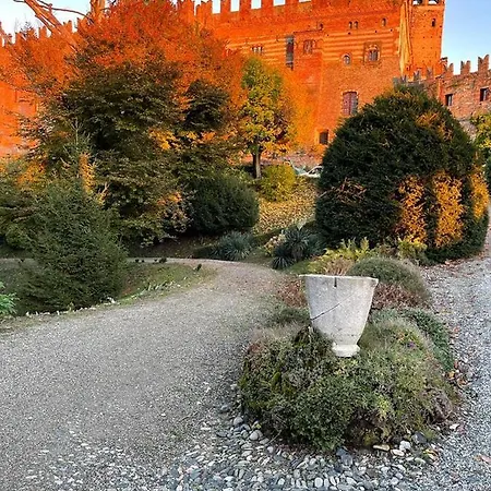 Castello Di Guest house
